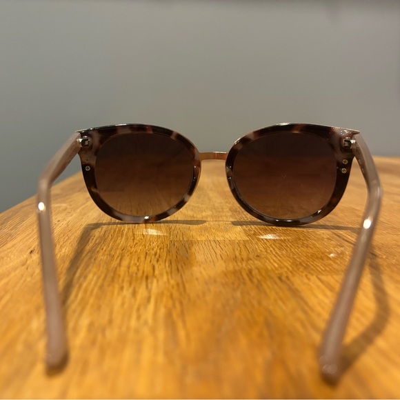 LOFT Brown and Cream Sunglasses - Picture 3 of 5